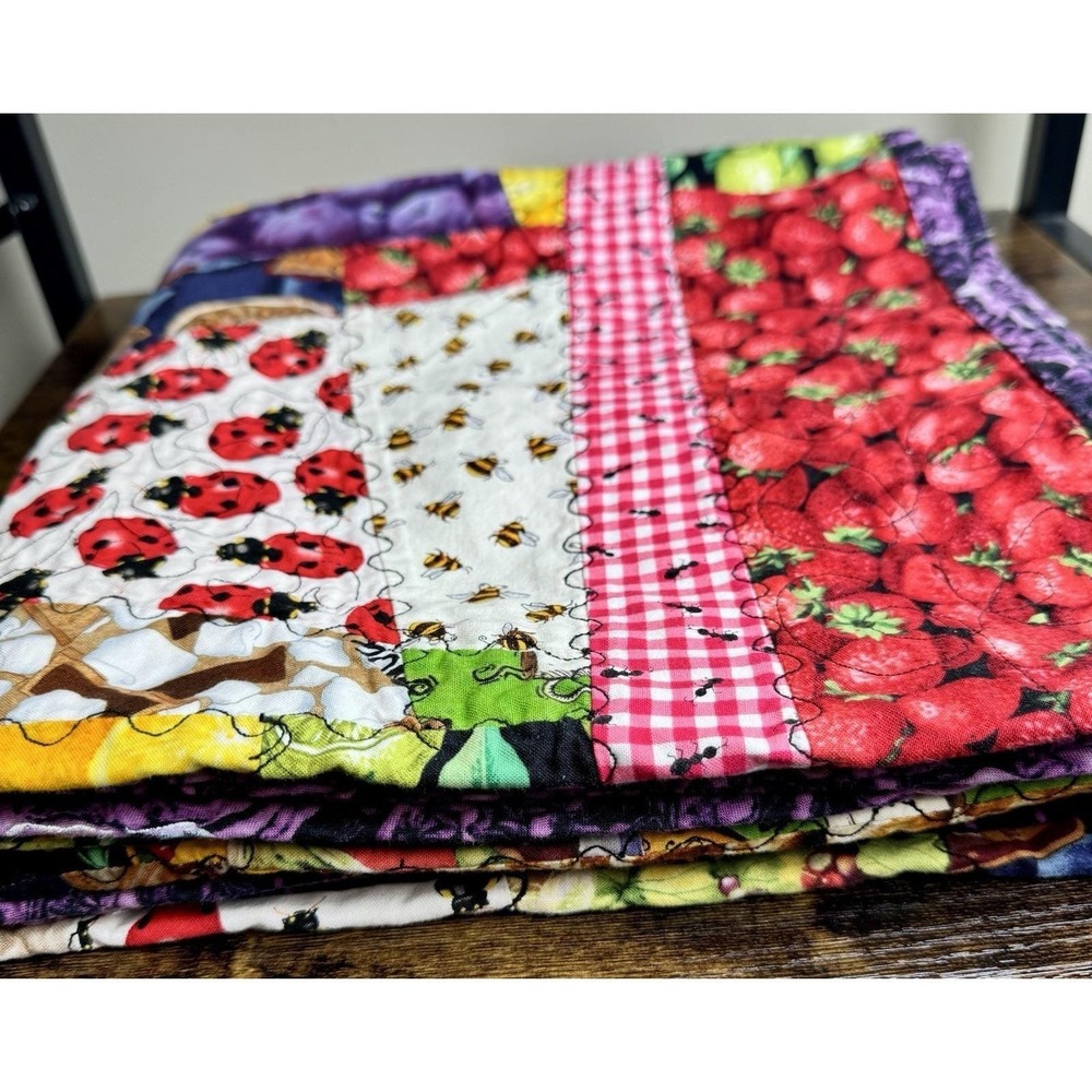 VTG Y2K Handmade N‎ Carolina Quilt 50x50 Lap Blanket Bright Colors Food Theme - Picture 9 of 9